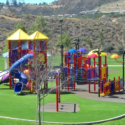 Green Lawn Narrows, Virginia Athletic Playground, Parks